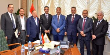 وزير التموين  يلتقي برئيس اتحاد المستثمرين لبحث فرص التعاون المشترك، وجذب مزيد من الإستثمارات وسبل تشجيع مشاركة القطاع الخاص