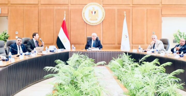 وزير التعليم العالى يرأس اجتماع مجلس إدارة الاتحاد الرياضي للجامعات
