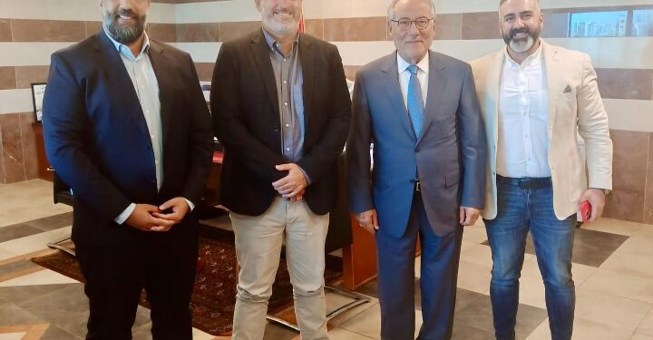 منح دراسية من أستراليا لعدد من طلاب الجامعات في لبنان