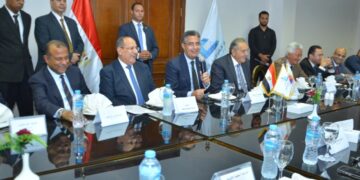 وزير التموين يلتقى رئيس الاتحاد العام للغرف التجارية المصرية، ورؤساء الغرف التجارية  علي مستوي كافة المحافظات