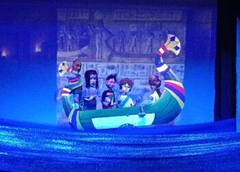 تألق عرض “مملكة السحر والإسرار” على قاعة صلاح جاهين