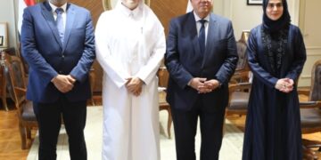 وزير التعليم العالي يبحث مع السفير القطري سبل التعاون المشترك بين البلدين