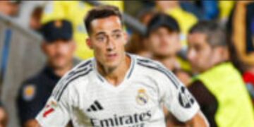 لوكاس فاسكيز يتألق في مباراة ريال مدريد ضد لاس بالماس بتقييم مرتفع