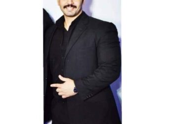 كريم أسامة صاحب شركة(صقر) للحراسات يقوم بتغطية ممتازة وآمنة للمؤتمرات والمهرجانات