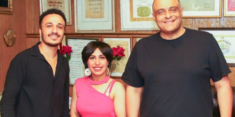 نجاح رائع للفنانة آية الوكيل في مسرحية(الفار الطباخ)