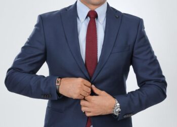 الدكتور معتز كمال يوقع خطة بدء الدورات التدريبية في الأمن السيبراني بأكاديمية الوندرا الدولية