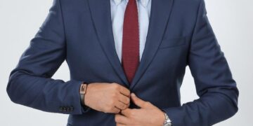 الدكتور معتز كمال يوقع خطة بدء الدورات التدريبية في الأمن السيبراني بأكاديمية الوندرا الدولية