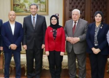 محافظ دمياط يُعلن عن فتح ثلاث فصول للتمريض جديدة بنات وبنين استجابة لطلبات أولياء الأمور