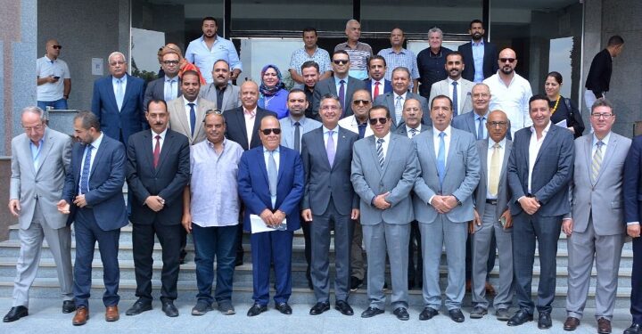 وزير التموين يزور  جمعية مستثمري العاشر من رمضان لبحث سبل التعاون في ملفات الصناعات الغذائية والتجارة الداخلية