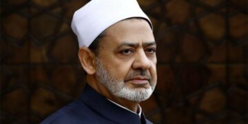 شيخ الأزهر يهنئ الرئيس السيسي والأمة الإسلامية بمناسبة ذكرى المولد النبوي الشريف
