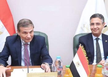 وزيرا الزراعة والتموين يبحثان ضبط اسعار بيض المائدة بالتعاون مع اتحاد منتجى الدواجن