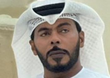 السعادة في العصر الحديث تبرز البحث عن معنى في عالم مزدحم