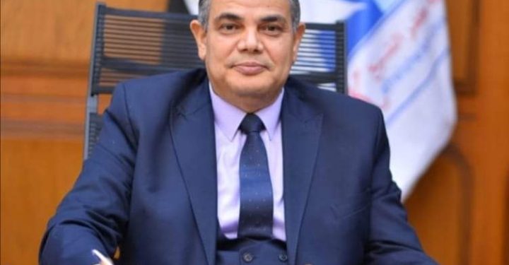 رئيس جامعة كفر الشيخ يهنئ الطلبة والطالبات بالعام الجامعي الجديد 2024/2025