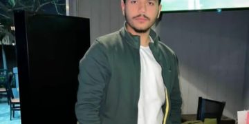 مصطفى عز الدين طالب الهندسة الذي يضيء مسرح الثقافة يتألق بأعماله المتميزة