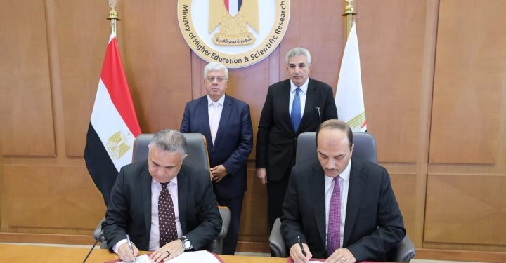وزير التعليم العالي يرأس اجتماع المجلس الأعلى للجامعات بمقر الوزارة بالعاصمة الإدارية