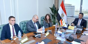 وزير التموين يبحث مع شركة مايكروسوفت العالمية سبل التعاون في مجالات التحول الرقمي وتكامل قواعد البيانات