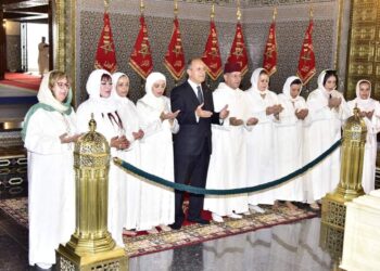 ملكة جمال أفريقيا والعرب أميرة قصري في زيارة لضريح الملك الحسن الثاني