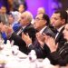 مدبولي يلتقي بأبرز علماء العالم في  زراعة الأعضاء خلال الحفل الختامي للمؤتمر الدولي لمؤسسة “تبرع مصر حياة”  كتب : ماهر بدر    وسط مشاركة لأكثر من 100 خبير ومحاضر دولي  وزير الصحة: “مصر تسعى إلى تحسين وتطوير منظومة التبرع وزراعة الأعضاء بما يتوافق مع أعلى المعايير العالمية”  رئيس مؤسسة “تبرع مصر حياة”: “نتخذ خطوات نحو تطوير منظومة التبرع وزراعة الأعضاء في مصر”     اختتمت فعاليات المؤتمر الدولي لمؤسسة “تبرع مصر حياة” بمشاركة أكثر من 100 عالم وخبير عالمي ومصري في مجال زراعة الأعضاء، بتوصيات عدة لدعم منظومة زراعة الأعضاء في مصر، وذلك بحضور رئيس مجلس الوزراء الدكتور مصطفى مدبولي، وبمشاركة ممثلين عن الهيئات العالمية الرائدة في ذلك المجال، وذلك في إطار دعم الدولة المصرية لتحسين منظومة الرعاية الصحية.  في الجلسة الختامية للمؤتمر، قال الدكتور خالد عبدالغفار، نائب رئيس مجلس الوزراء وزير الصحة والسكان، إن الدولة المصرية تسعى إلى تحسين وتطوير منظومة التبرع وزراعة الأعضاء بما يتوافق مع أعلى المعايير العالمية، مع الحرص على توفير كافة الاحتياجات والبنية التحتية، في ظل وجود أساتذة واستشاريين متخصصين في زراعة الأعضاء، وهو ما يدعم توطين هذا الملف، مشيراً إلى أن التبرع بالأعضاء سيكون ميراثاً جيداً للأجيال القادمة وداعماً قوياً للحياة.  أضاف “عبدالغفار”، أن مصر تمتلك قدرات كبيرة ومهارات بشرية ذات كفاءة بمجال زراعة الأعضاء، وفي الفترة الماضية حققت وزارة الصحة نجاحات كبيرة في عمليات زراعة الكلى والكبد، مؤكداً ضرورة بناء روابط قوية وبناءة مع الجمعيات والمؤسسات العالمية في مجال زراعة الأعضاء، وتعزيز البحث العلمي في مجال التبرع وزراعة الأعضاء، داعيًا إلى مواصلة الجهود لدعم منظومة زراعة الأعضاء والتبرع بها، وضمان عملها بأعلى مستويات العدالة، والشفافية، والتنظيم، وتعزيز دور مصر على المستويين الإقليمي والدولي.  من جانبه، قال الدكتور أحمد الصباغ، استشاري زراعة الكبد وجراحات الجهاز الهضمي والمناظير بجامعة المنصورة وعضو لجنة زراعة الأعضاء من متبرع حي بالجمعية الأمريكية لزراعة الأعضاء،  مؤسس ورئيس مؤسسة “تبرع مصر حياة”، إن مبادرة “تبرع مصر حياة” ليست مجرد حملة، بل هي حركة ونداء للعمل من أجل تحسين الحياة، وبناء جسور للتعاون والتواصل بين مصر والعالم، والعمل مع الخبراء في كل مكان لوضع معايير جديدة للرعاية الصحية.  أضاف: “نتخذ خطوات نحو تطوير منظومة التبرع وزراعة الأعضاء في مصر، ونسعى دائمًا إلى تعزيز وتطوير هذه المبادرة التي تهدف إلى تحسين حياة الكثيرين، ودعونا نتذكر أن كل جهد و تعاون هو خطوة نحو مستقبل يكون فيه لكل مريض فرصة للحياة الكريمة.  حضر الحفل الختامي العديد من قادة الجمعيات العالمية الرائدة في مجال زراعة الأعضاء، وعدد من الإعلاميين والفنانين الذين ساهموا في دعم الحملة التوعوية ضمن مبادرة “تبرع مصر حياة”.
