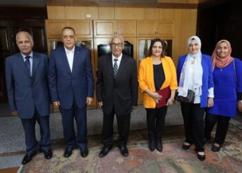 تحت رعاية رئيس مجلس أمناء الجامعة … إعلام 6 أكتوبر تكرم الدكتورعلي عجوة