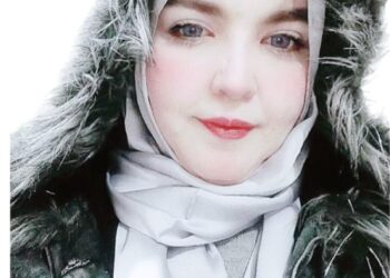 (أيها العالم)