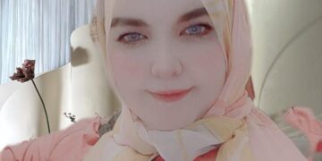(( الشوك والقرنفل ))