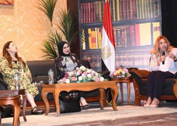 فى ملتقى الهناجر الثقافي .. د. ناهد عبد الحميد : المرأة هى حجر الزاوية لبناء المواطن المصرى فى ظل الجمهورية الجديدة