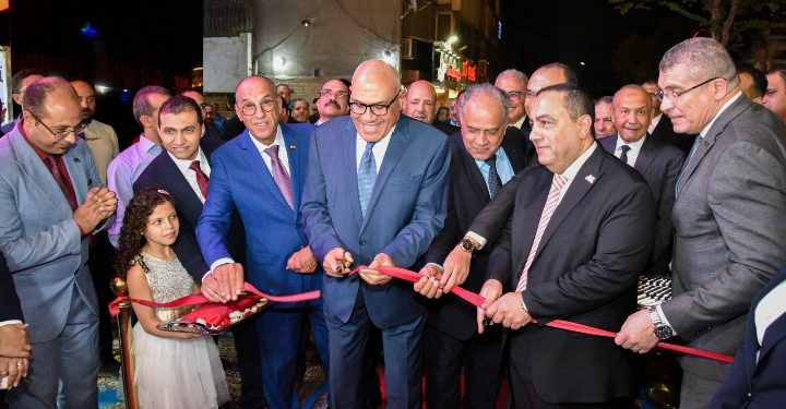 رئيس الهيئة العربية للتصنيع يفتتح المركز الرئيسي لمنتجات مصنع الإلكترونيات