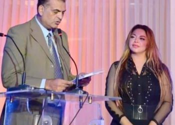 تالق مبهر الأعلاميه شذا شعبان فى  كمقدمه حفل مهرجان أيام القاهره للمونودراما