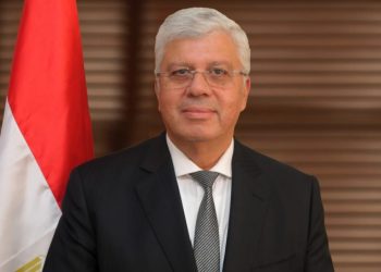 وزير التعليم العالي يتابع حادث تصادم قطارين بالمنيا ويوجه برفع درجة الاستعداد القصوى بمستشفيات جامعة المنيا