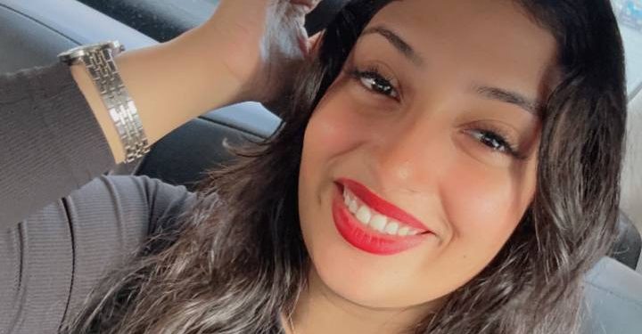 نجاح باهر خبيره التجميل زينب شريف فى أحدث سيشن لها على السوشيال ميديا