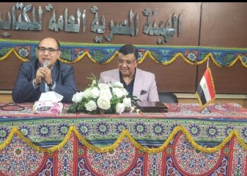 هيئة الكتاب تناقش «دور الفن في العبور إلى نصر أكتوبر» بقاعة صلاح عبد الصبور