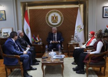 وزير التعليم العالي يستقبل سفير أذربيجان لبحث آفاق التعاون المُشترك