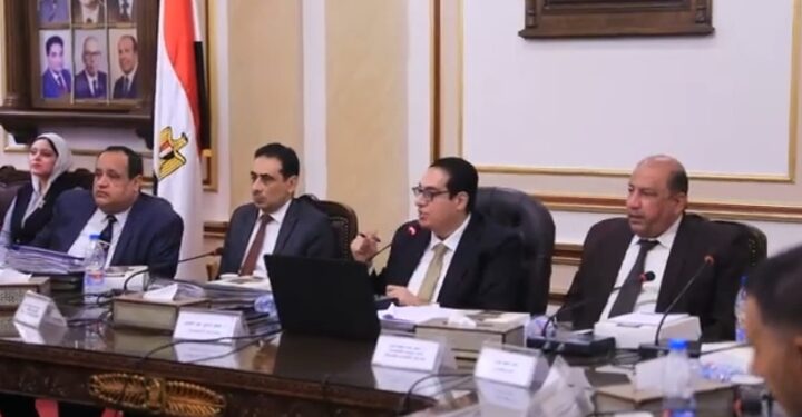 فى اجتماع مجلس جامعة القاهرة :  د. محمد سامي عبد الصادق يعلن إطلاق “استراتيجية جامعة القاهرة للذكاء الاصطناعي” في ضوء أهداف التنمية المستدامة ورؤية مصر 2030م