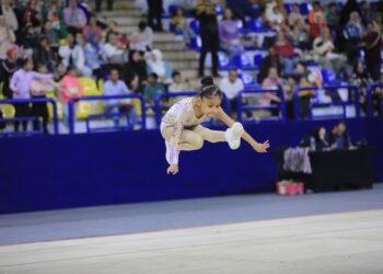 ميرا جرجس تحصد الميدالية الذهبية في بطولة اتحاد الجمباز