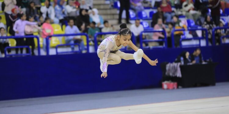 ميرا جرجس تحصد الميدالية الذهبية في بطولة اتحاد الجمباز