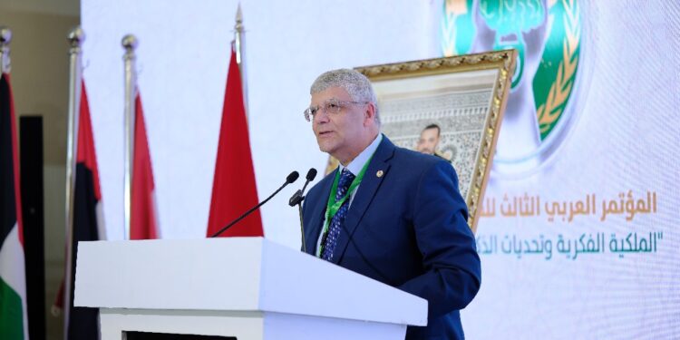 الدكتور عمرو عدلى : استخدام الذكاء الاصطناعى فى تخليق ورقة بحثية  يتعارض مع اخلاقيات  البحث العلمى