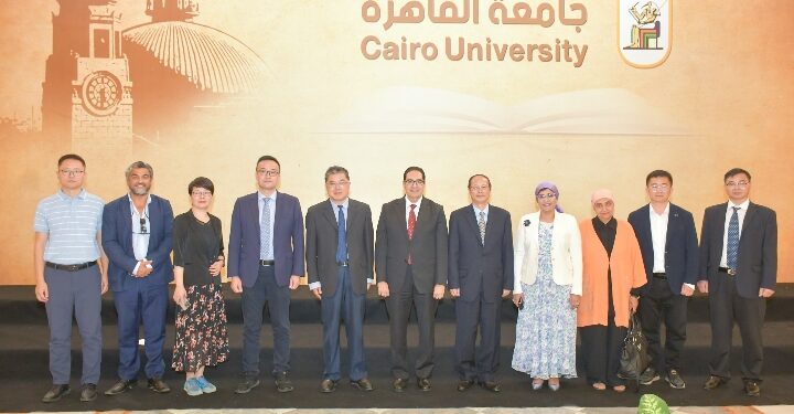 رئيس جامعة القاهرة  : الطلاب ذوي الهمم يعيشون أزهى عصورهم في عهد الرئيس عبد الفتاح السيسي، واهتمام غير مسبوق في جامعة القاهرة بتمكينهم ودمجهم في المجتمع الجامعي