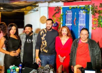 دوللي شاهين ومؤتمر صحفي للاعلان عن اغنيتها الجديدة انا الحاجة الحلوة