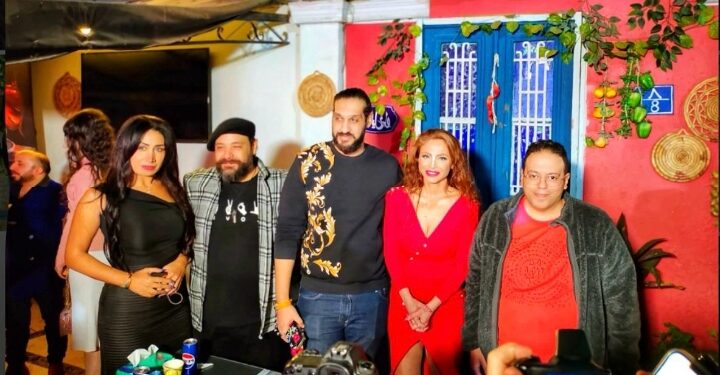 دوللي شاهين ومؤتمر صحفي للاعلان عن اغنيتها الجديدة انا الحاجة الحلوة