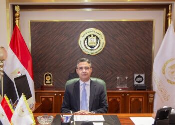 الدكتور شريف فاروق وزير التموين : تشديد الرقابة على مكاتب تقديم الخدمات التموينية للمواطنين