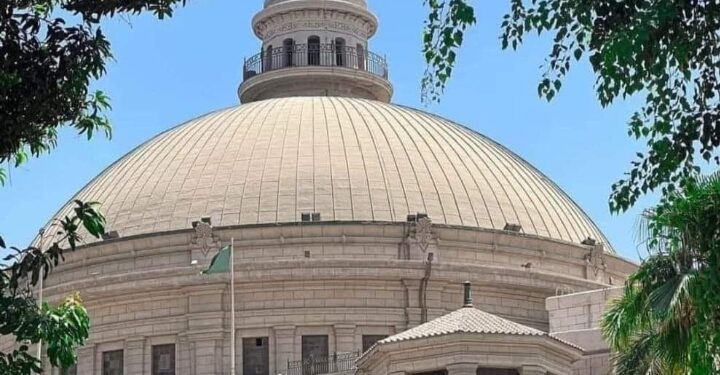 في اجتماع مجلس إدارة صندوق التأمين الخاص لأعضاء هيئة التدريس والعاملين برئاسة د. محمد سامى عبد الصادق : رفع المزايا التأمينية للأعضاء بصندوق الزمالة وزيادة استحقاقات الأساتذة المتفرغين