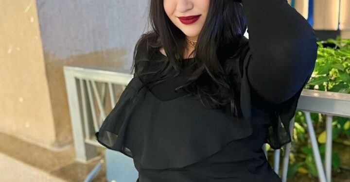 التوب موديل كنزى أحمد تبهر جمهورها بالأسود بظهور مميز  على السوشيال ميديا