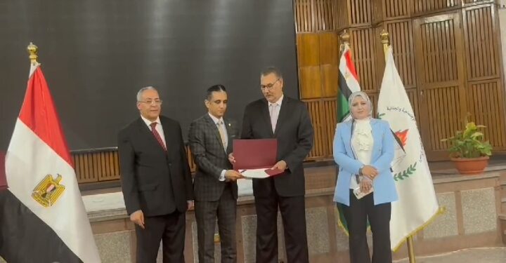 أسرة النادي الدبلوماسي الملكي الدولي للأمم المتحده تتقدم بآسمي آيات التهاني والتبريكات لسيادة المستشار ربيعي حمدي