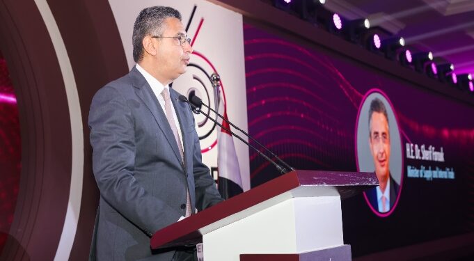 وزير التموين والتجارة الداخلية يُلقي كلمته في النسخة السادسة من الملتقي السنوي لصناعة التأمين وإعادة التأمين