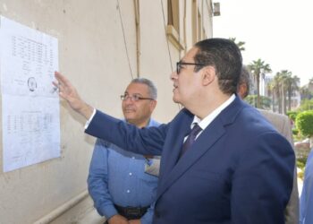 جولة تفقدية لرئيس جامعة القاهرة بالمدينة الجامعية للطلبة لمتابعة مستوى الخدمات المقدمة