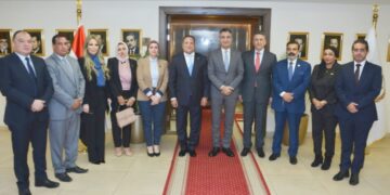 وزير التموين والتجارة الداخلية يعقد اجتماعاً مع الهيئة البرلمانية لحزب الشعب الجمهوري لبحث سبل التعاون