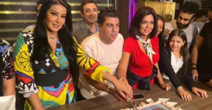 بلال صبري يعلن موعد عرض “أوراق التاروت” في يناير المقبل بمشاركة رانيا يوسف وسمية الخشاب ومي سليم