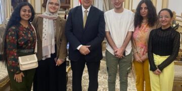 رئيس جــامعــة القاهرة يرحب بنشر مجلة “هجرة” الكترونيا على المنصة الرقمية للجامعة ويطالب بتوسيع دائرة انتشارها لتعم فائدتها