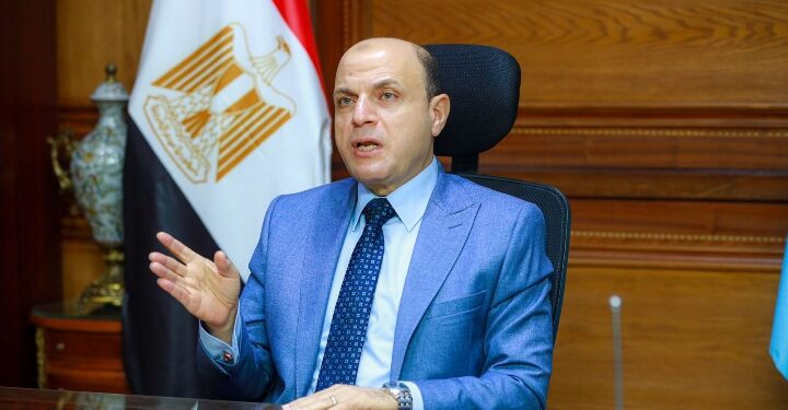 اللواء علاء عبد المعطي يعلن استمرار توقف حركة الملاحة والصيد بميناء البرلس والسواحل الشمالية لمحافظة كفرالشيخ لسوء الأحوال الجوية