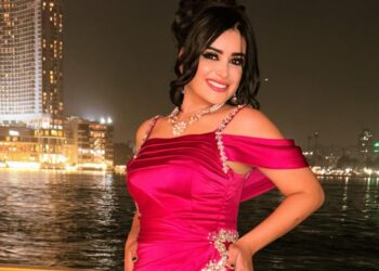 فاطمة الزهراء رمان تتالق بإطلالات جميلة من تصميم المصممة المصرية صافي مغيت